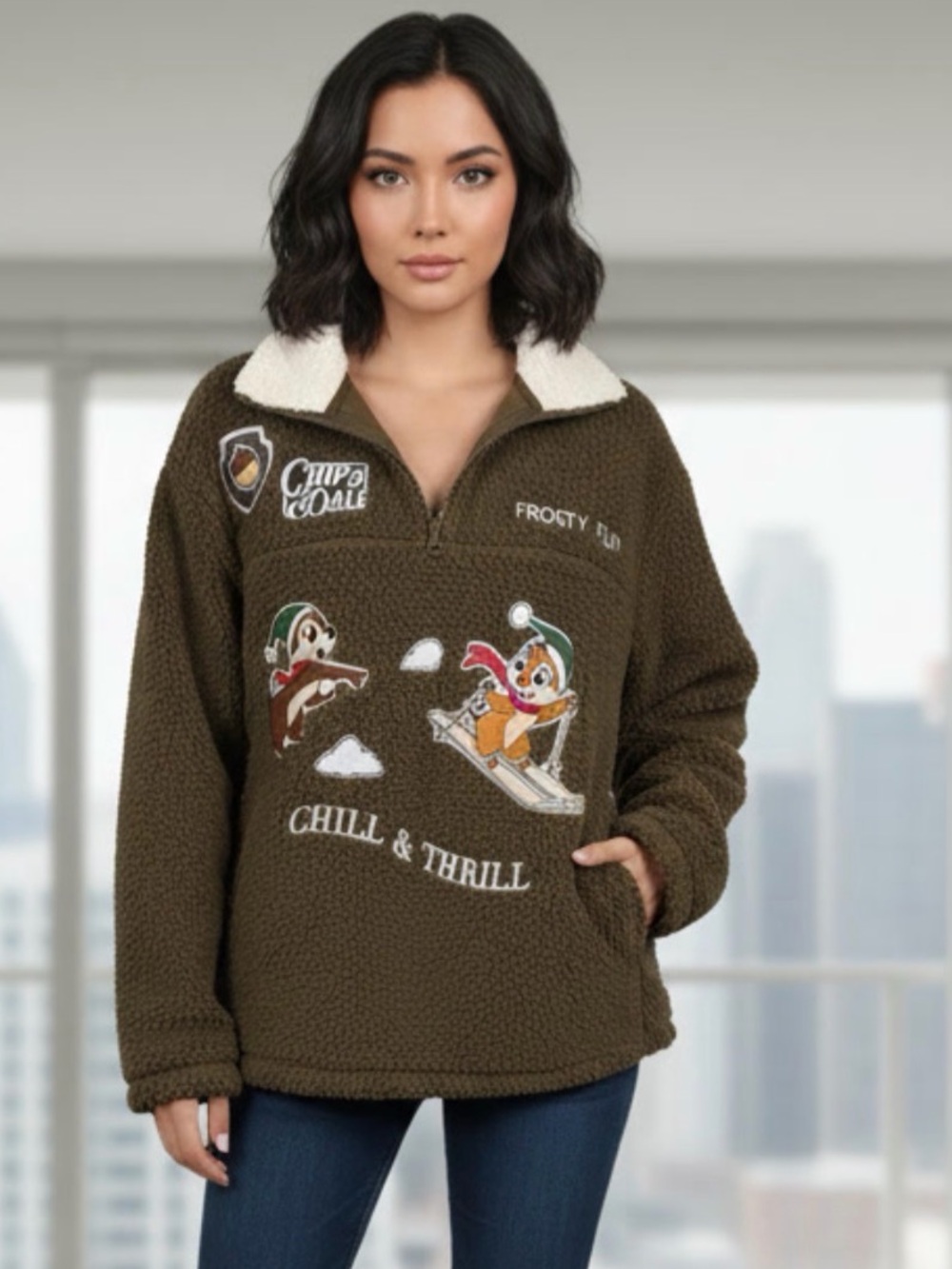 Disney Chip & Dale Women’s Sherpa Pullover Size Small NWT Frosty Fun Fleece